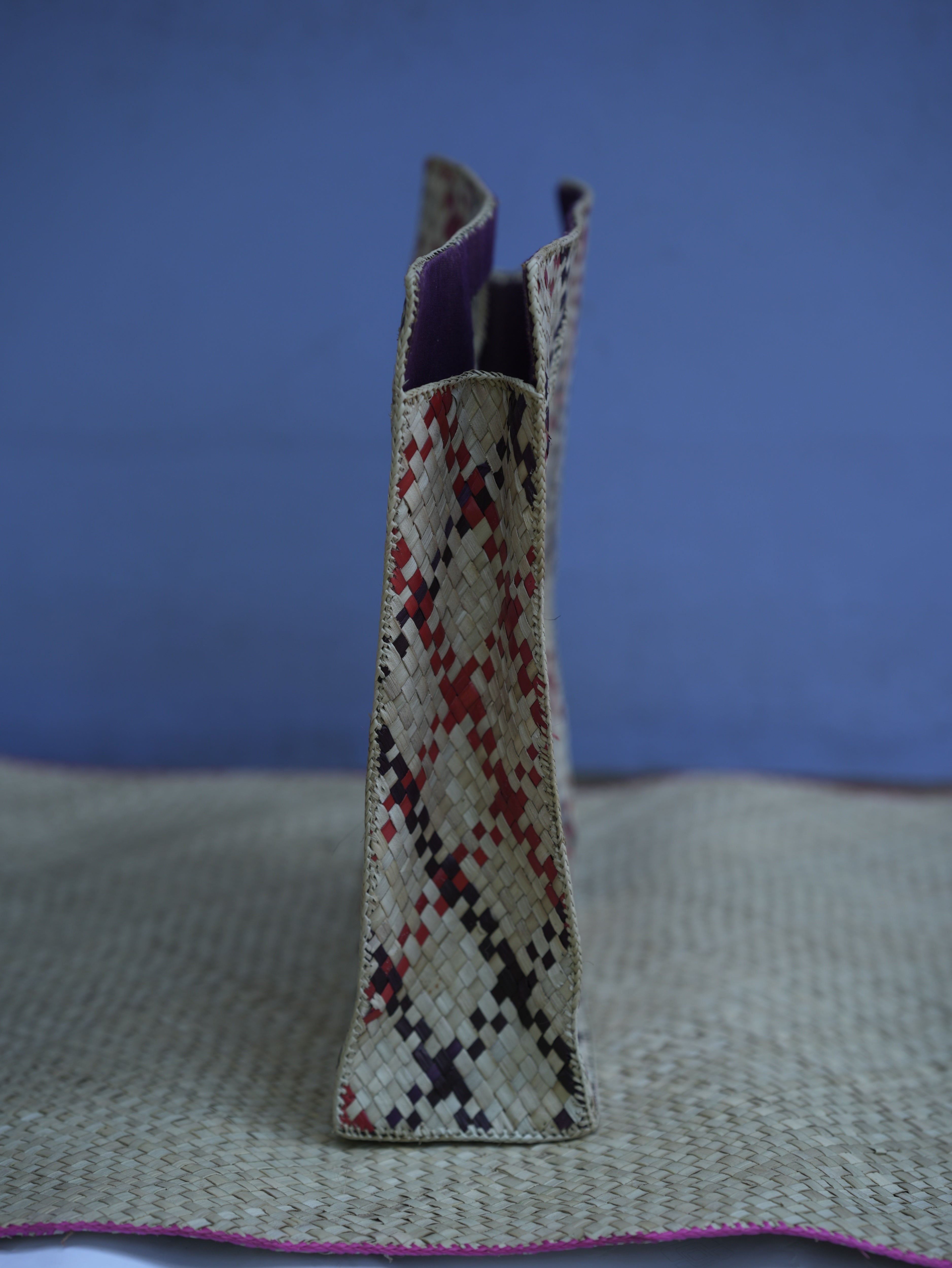Square Shaped Screwpine Bag