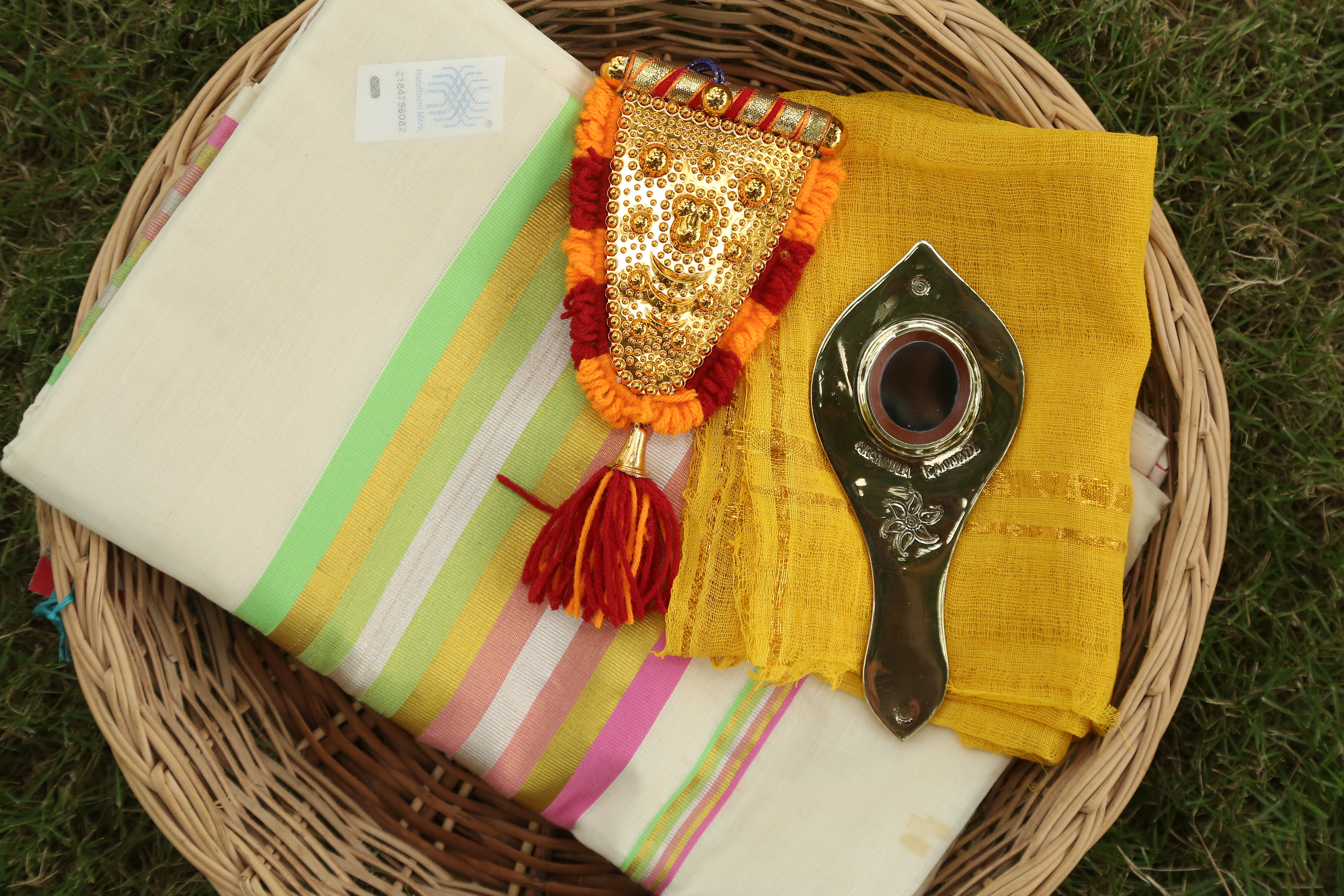 Onam hamper 11