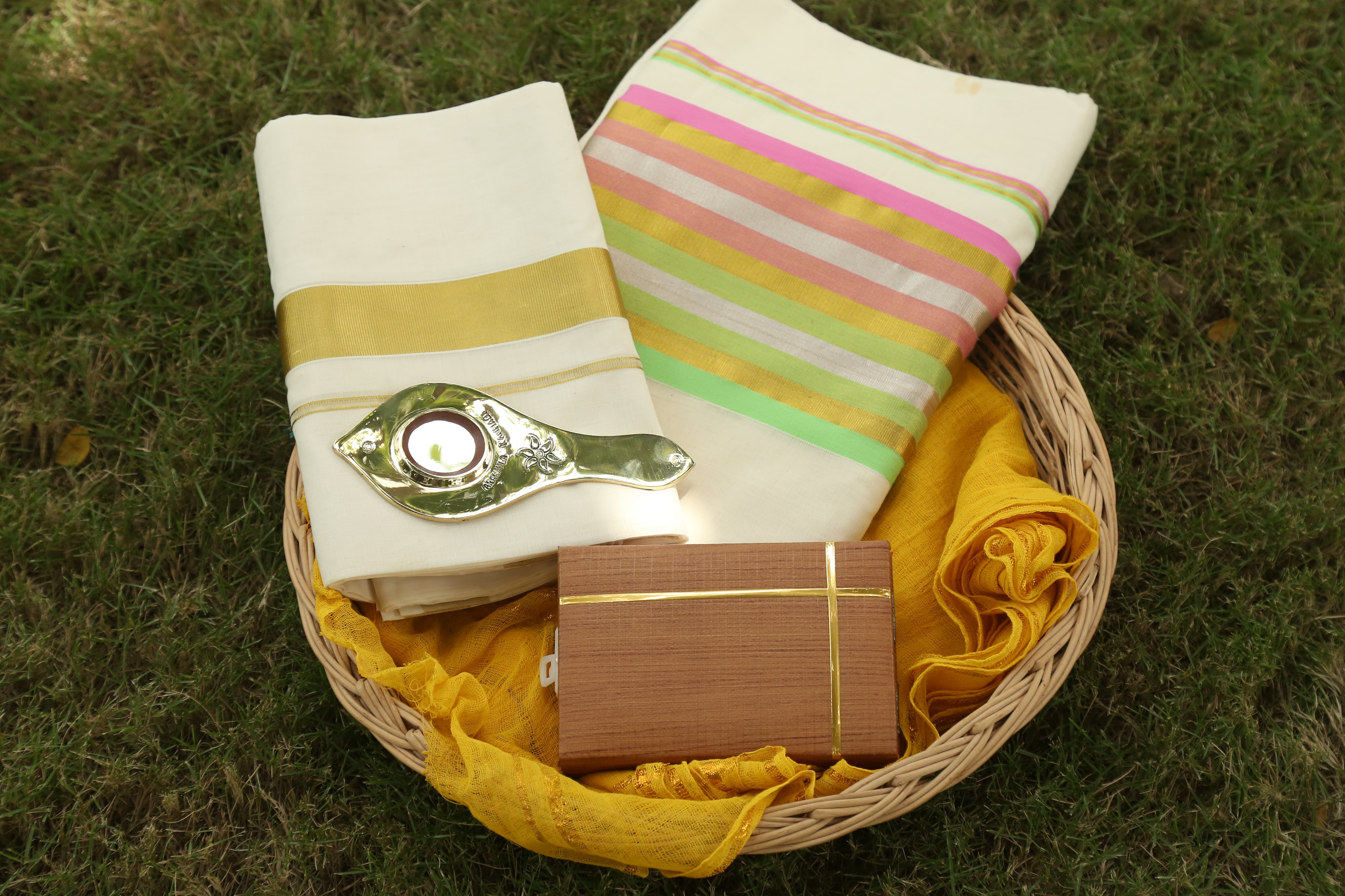 Onam hamper 10