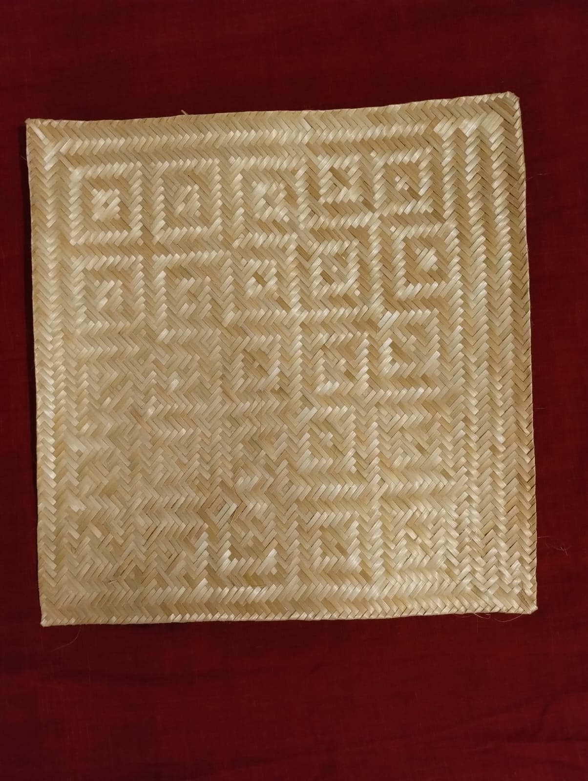 Mirror Mat (Kannadippaya)