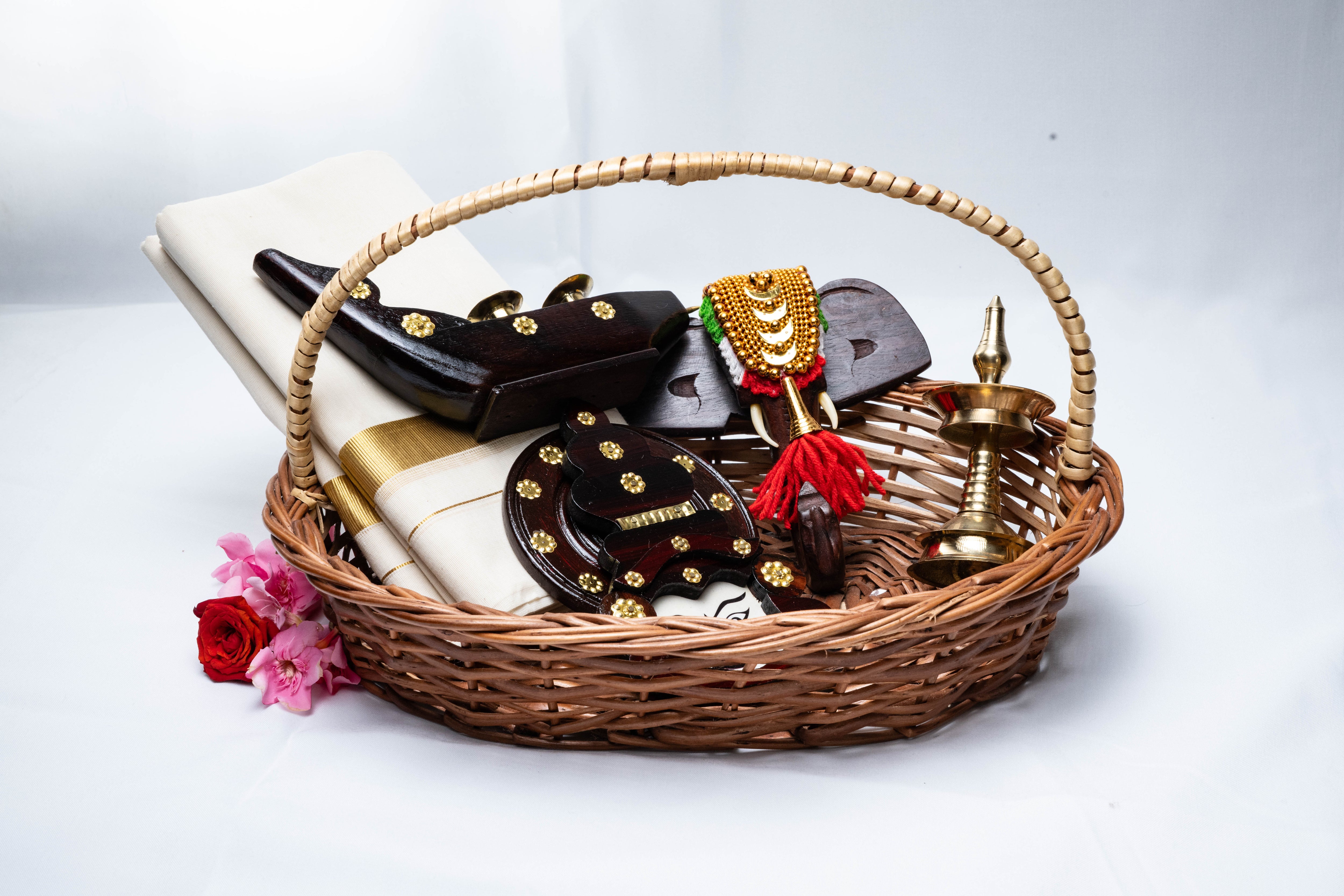 Traditional Gift Hamper | Version 4