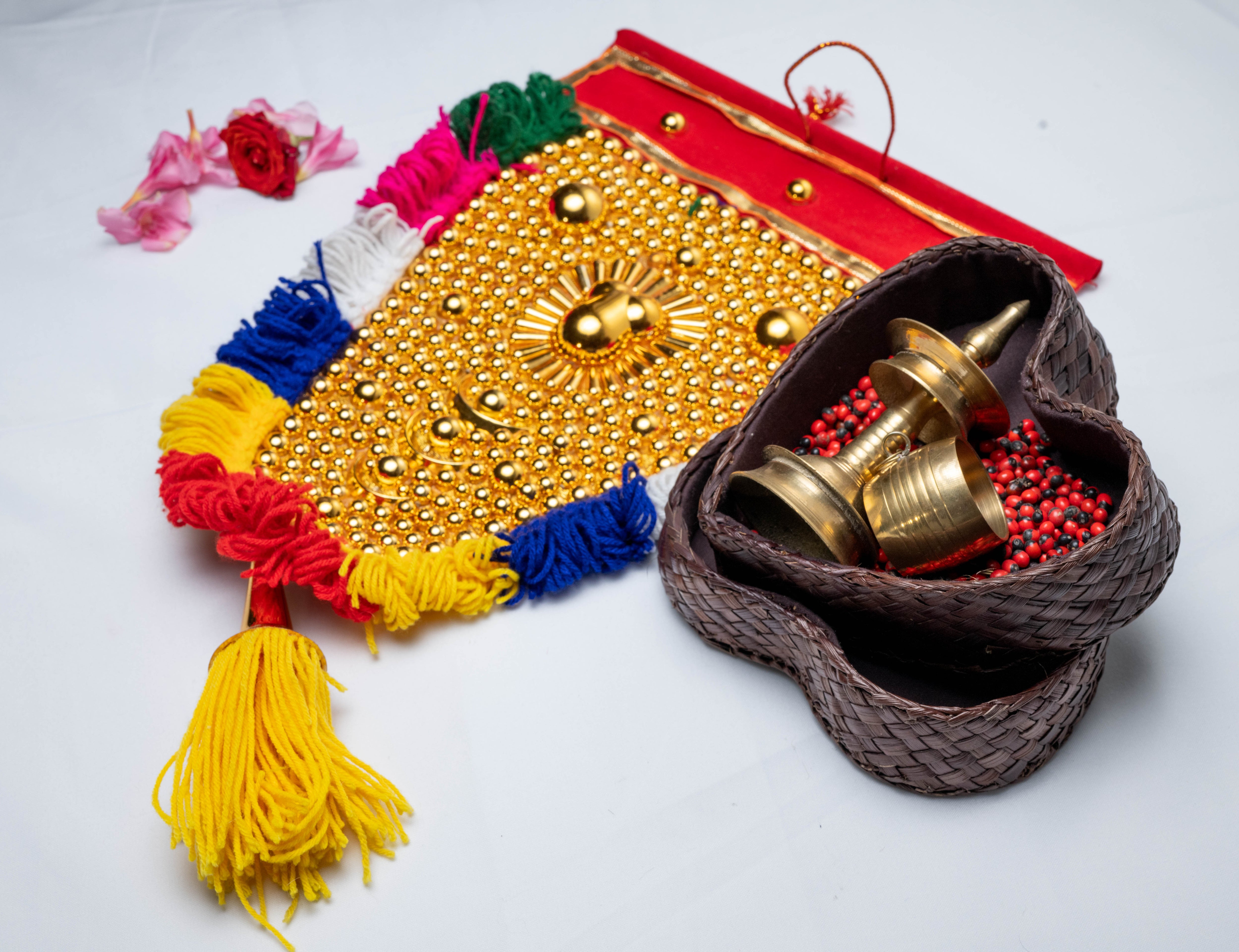 Traditional Gift Hamper | Version 5