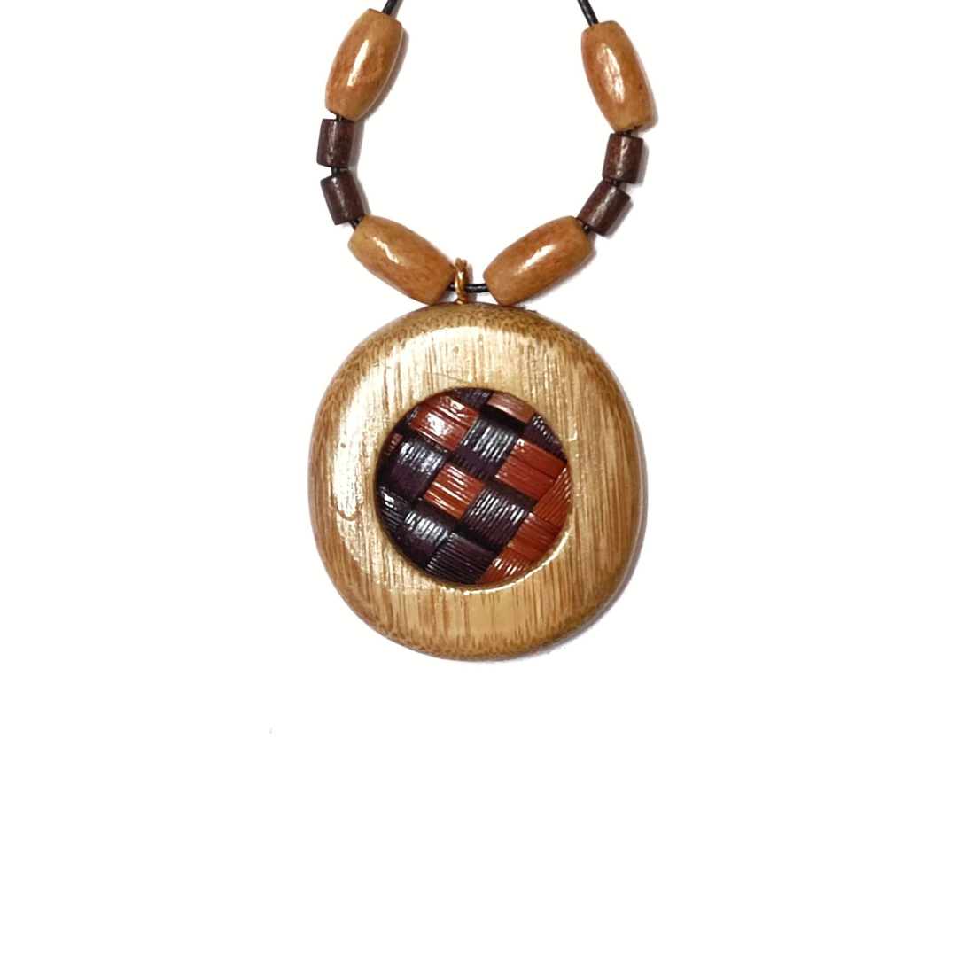 Bamboo Neckpiece | Version 5