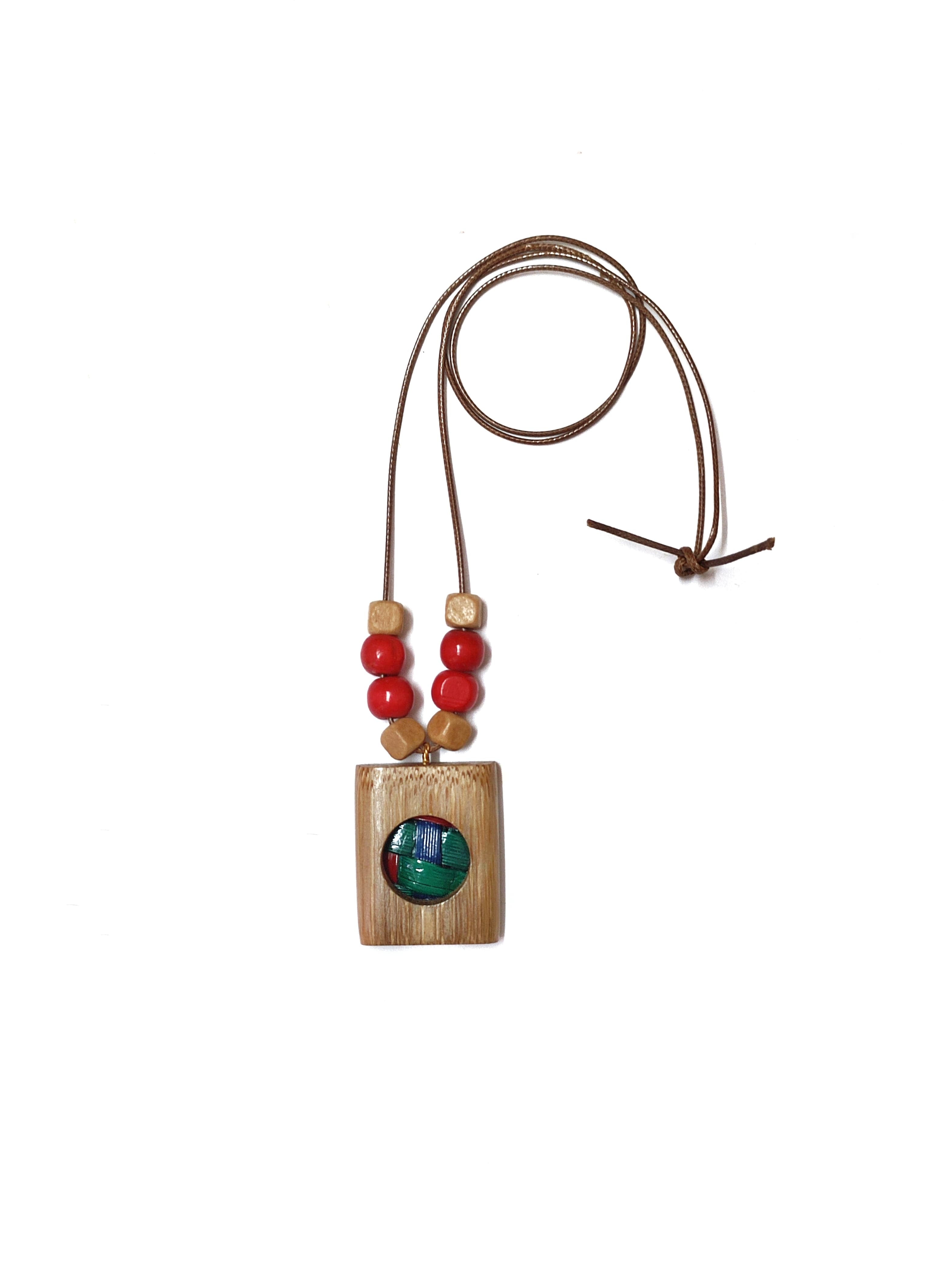 Bamboo Neckpiece | Version 7