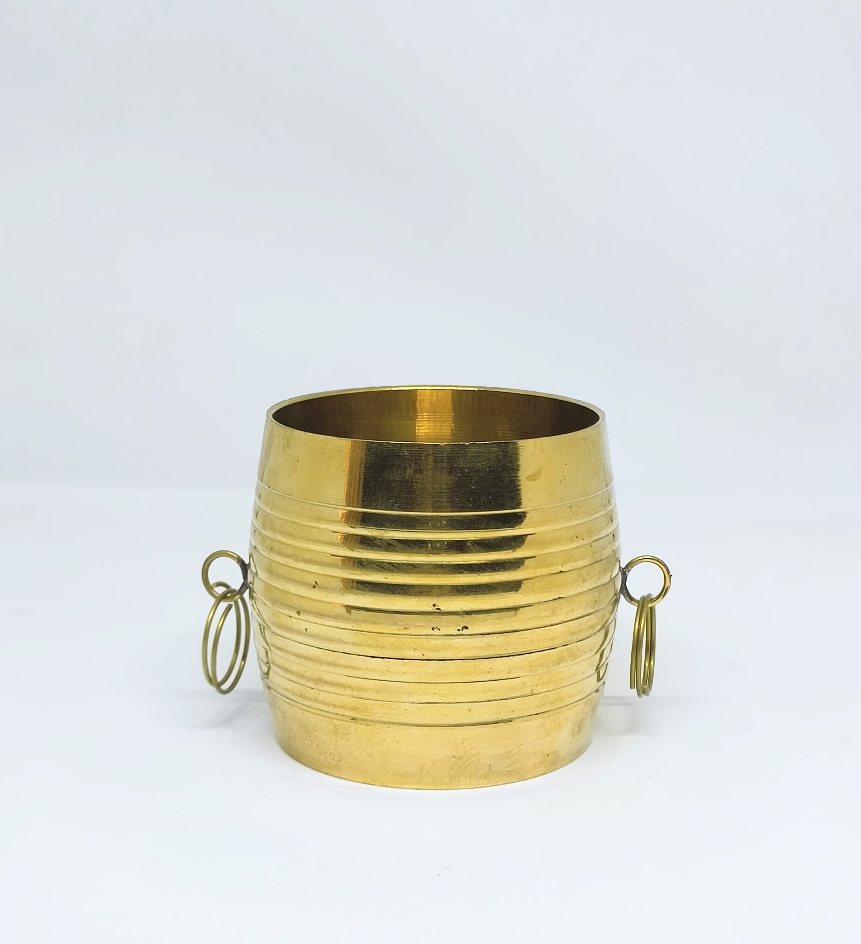 Brass Para