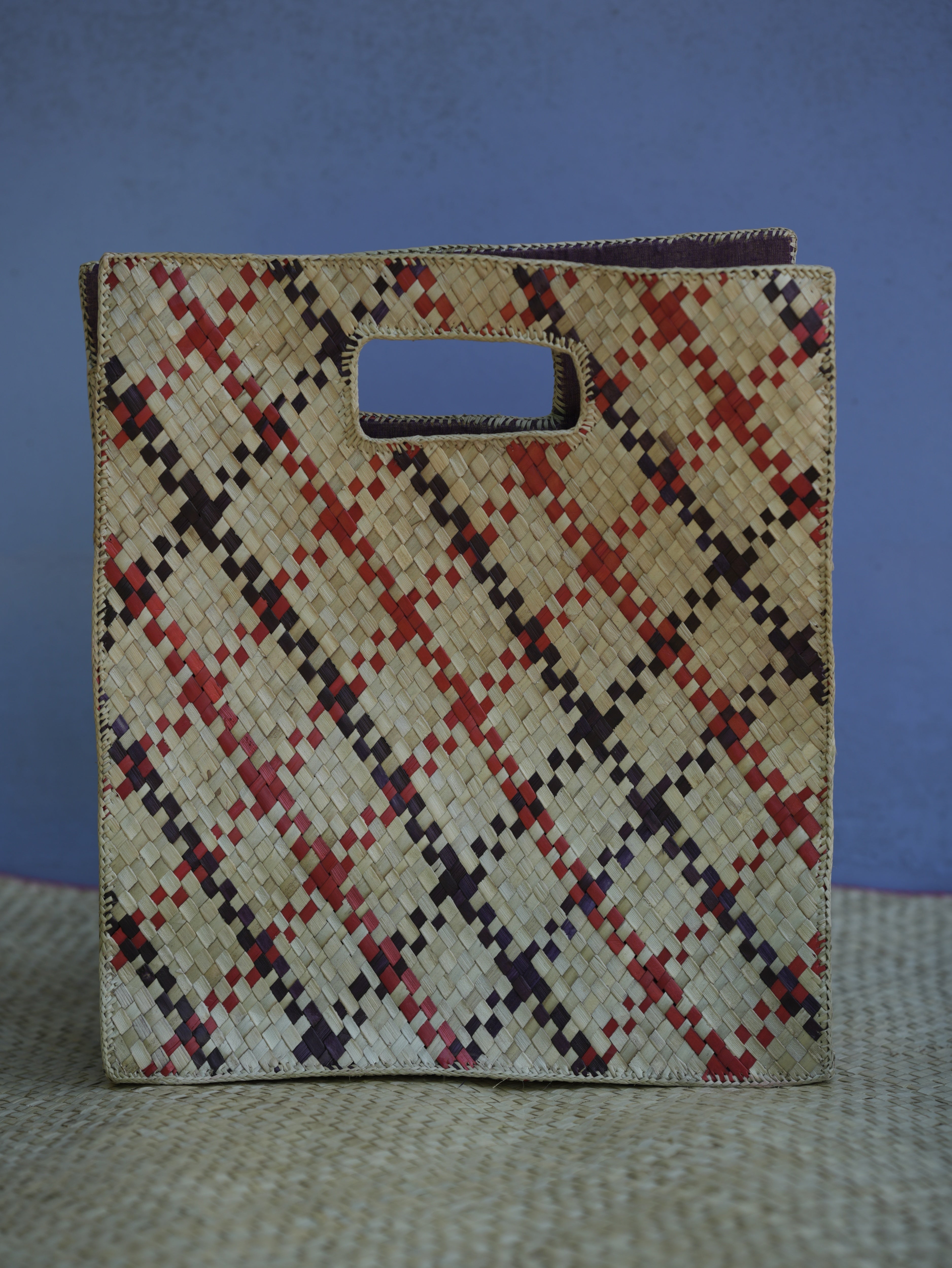 Square Shaped Screwpine Bag