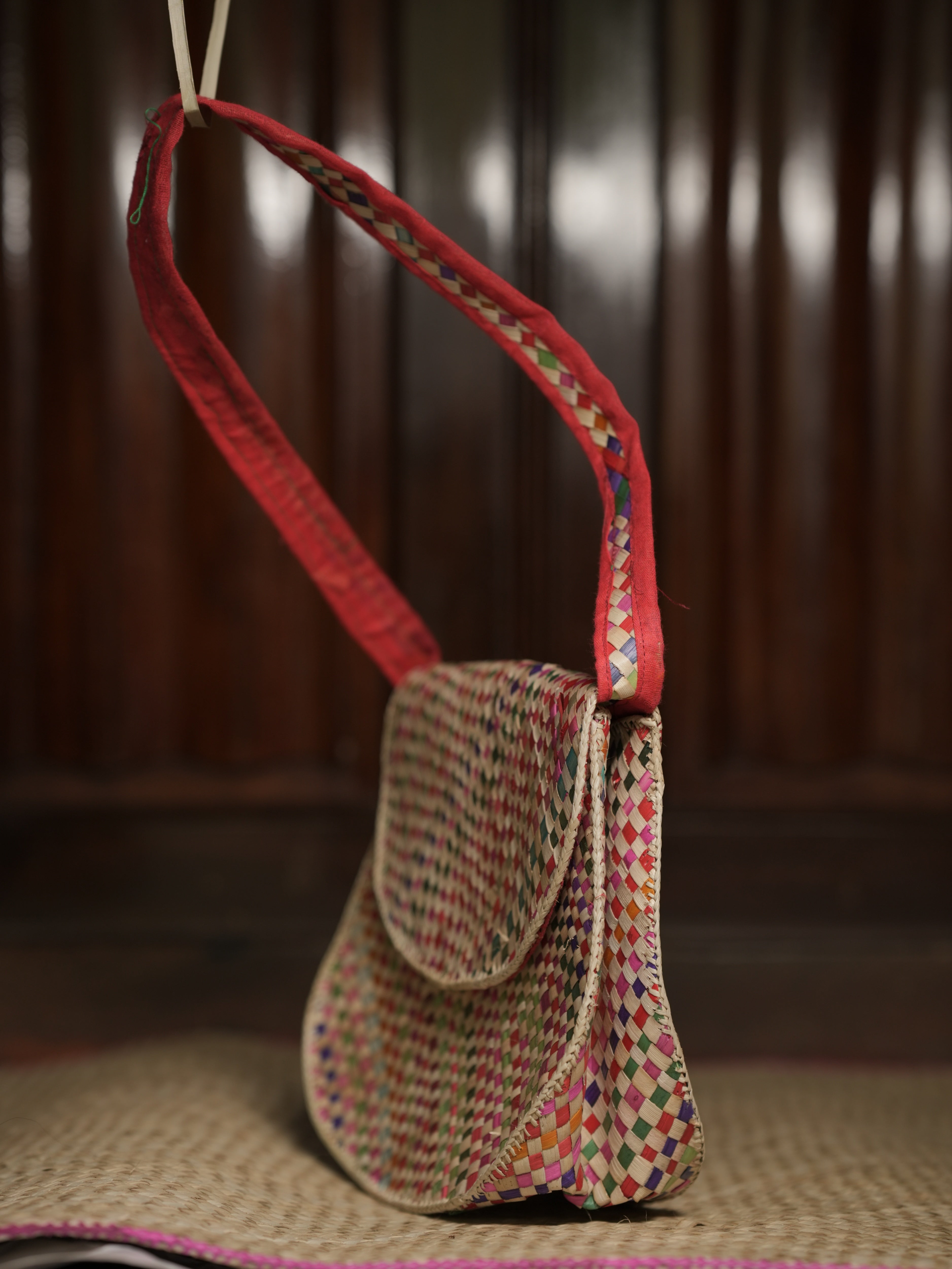 Handmade Screwpine bag | GI Product