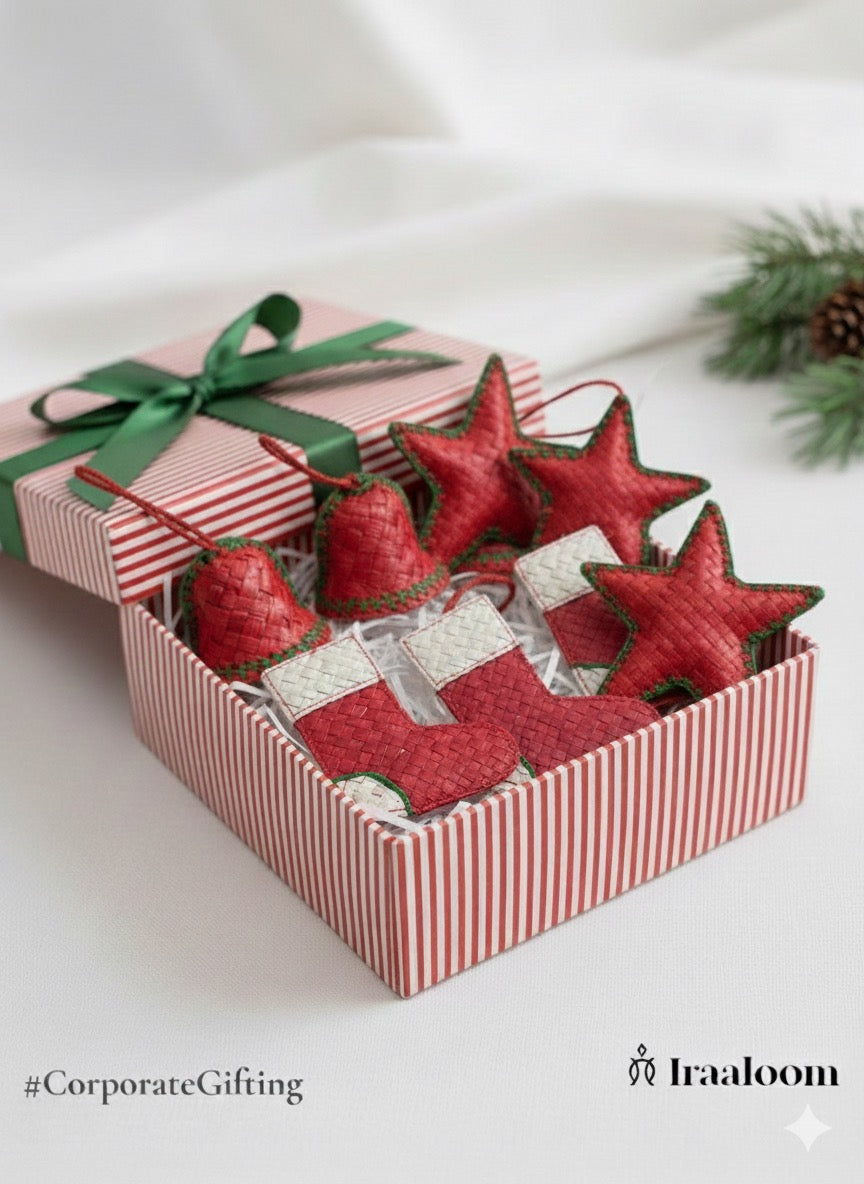 Christmas decor Screwpine handmade stars,socks and bells