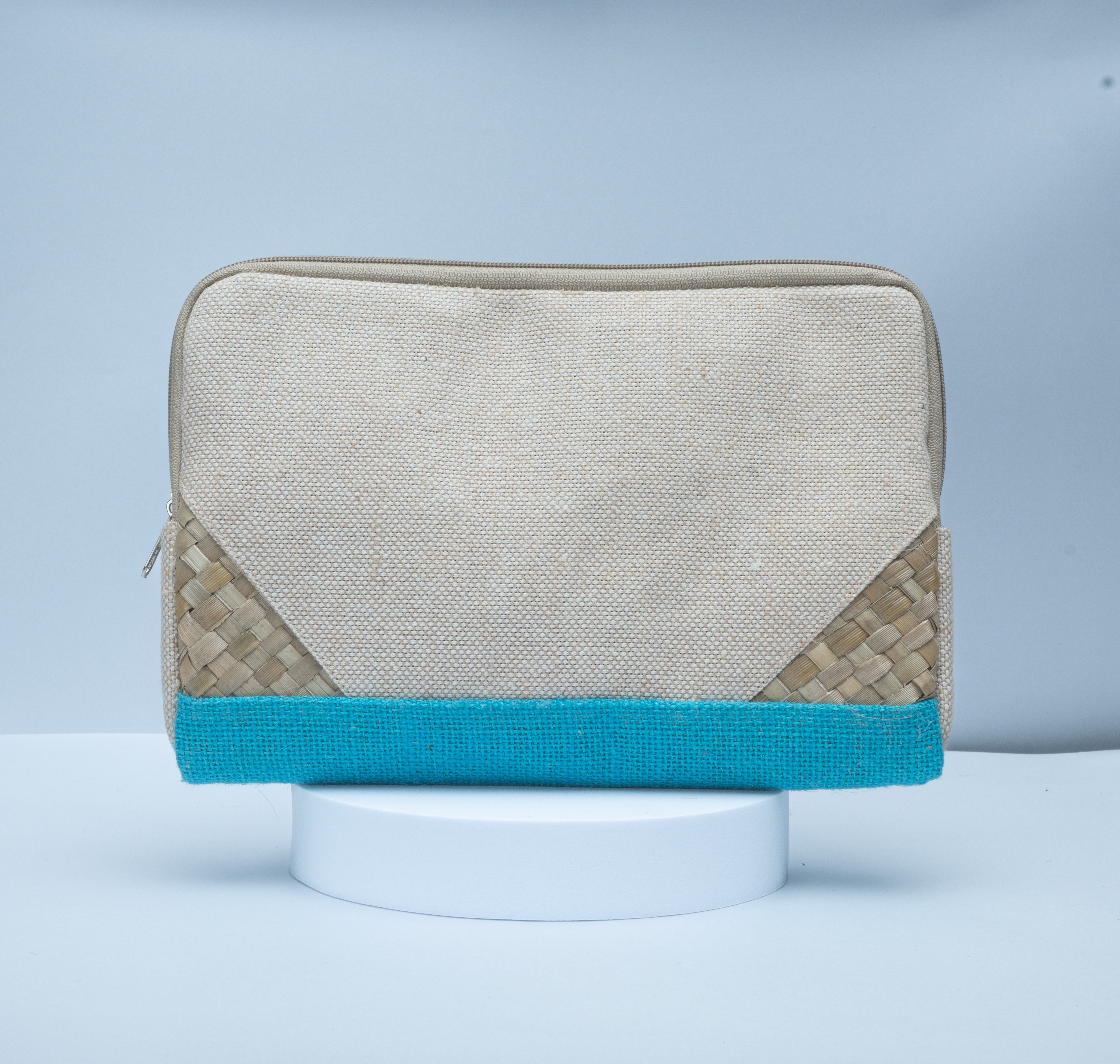 Screwpine-Oxford cotton pouch | Eco-friendly