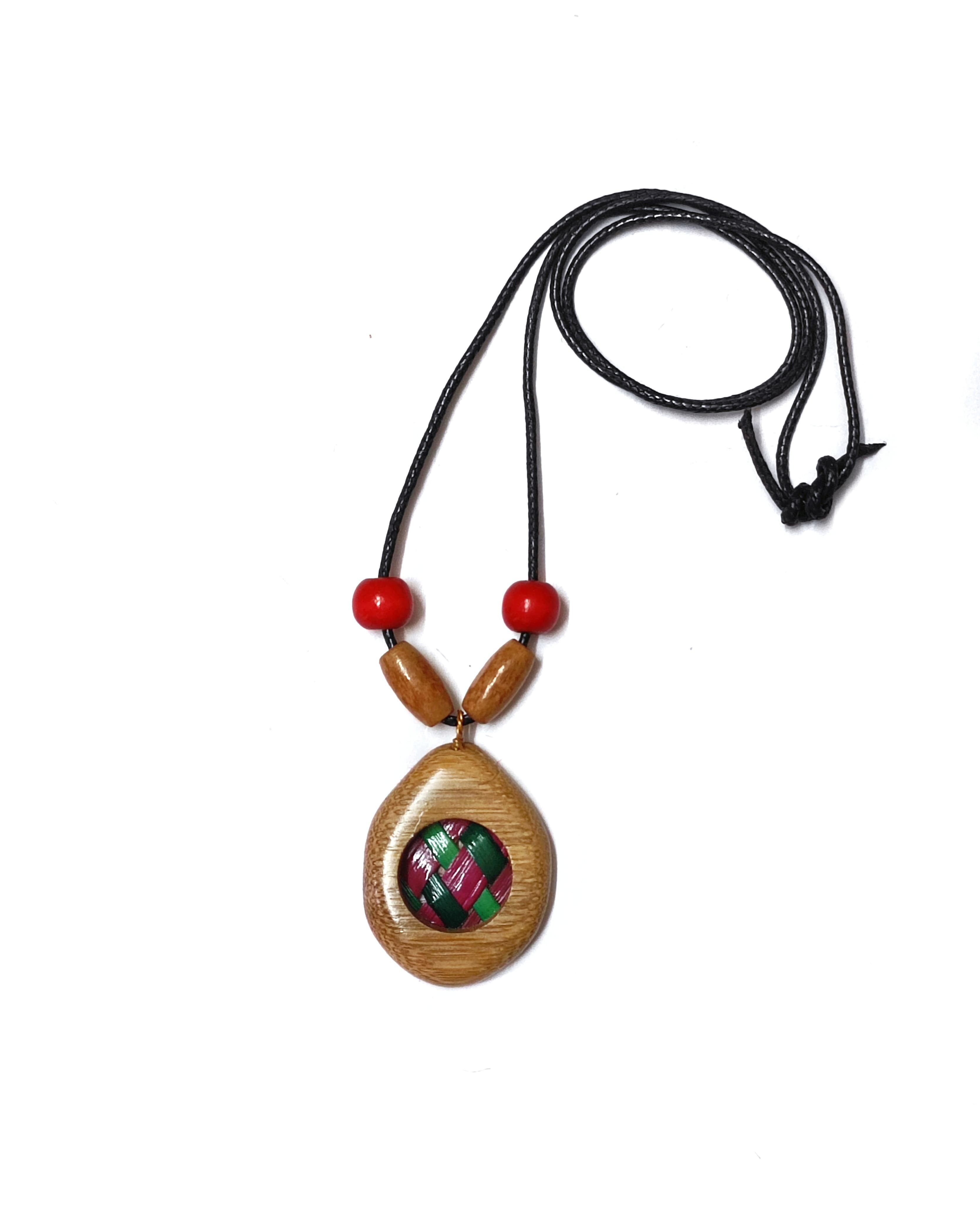 Bamboo Neckpiece