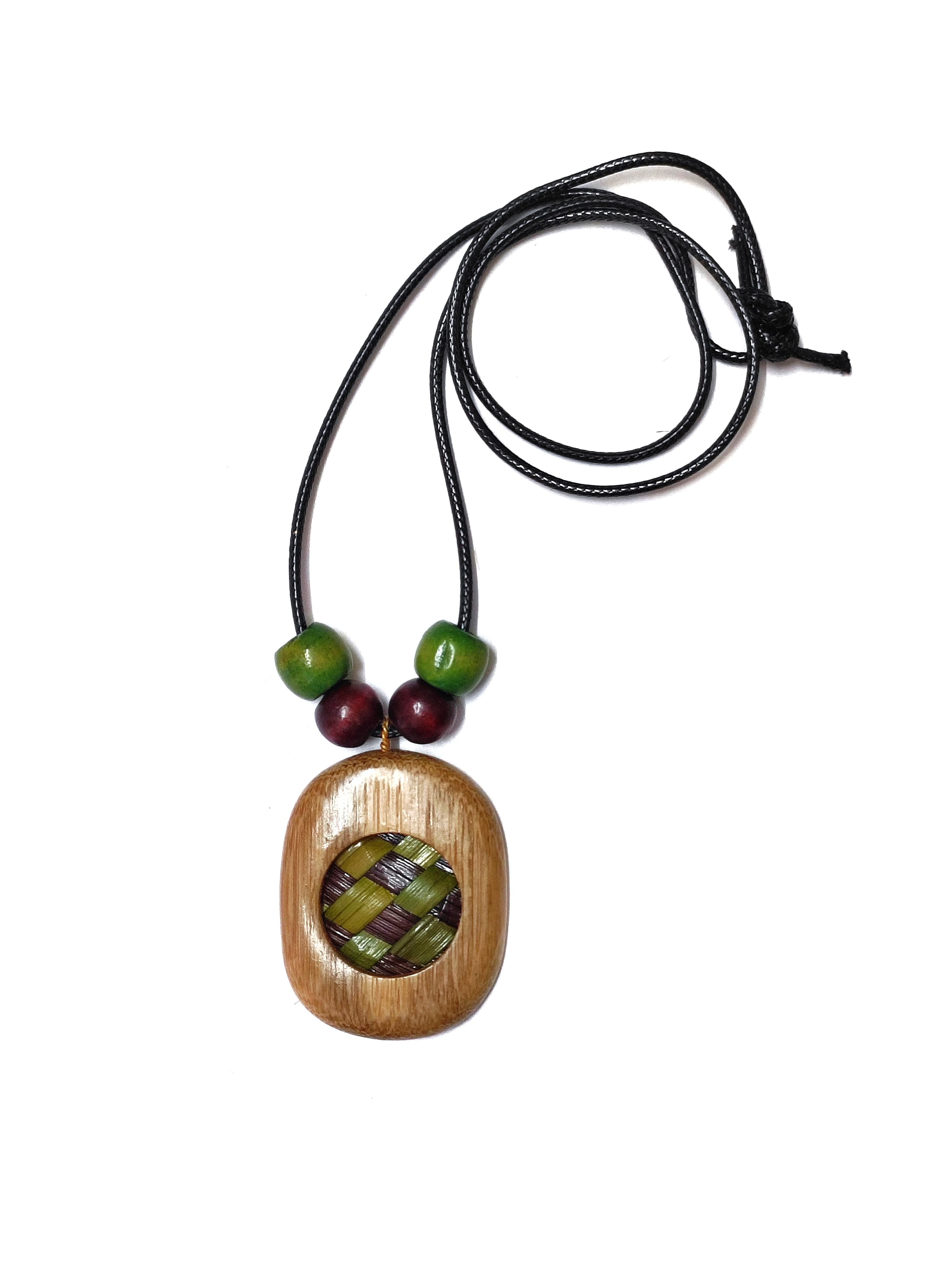 Bamboo Neckpiece