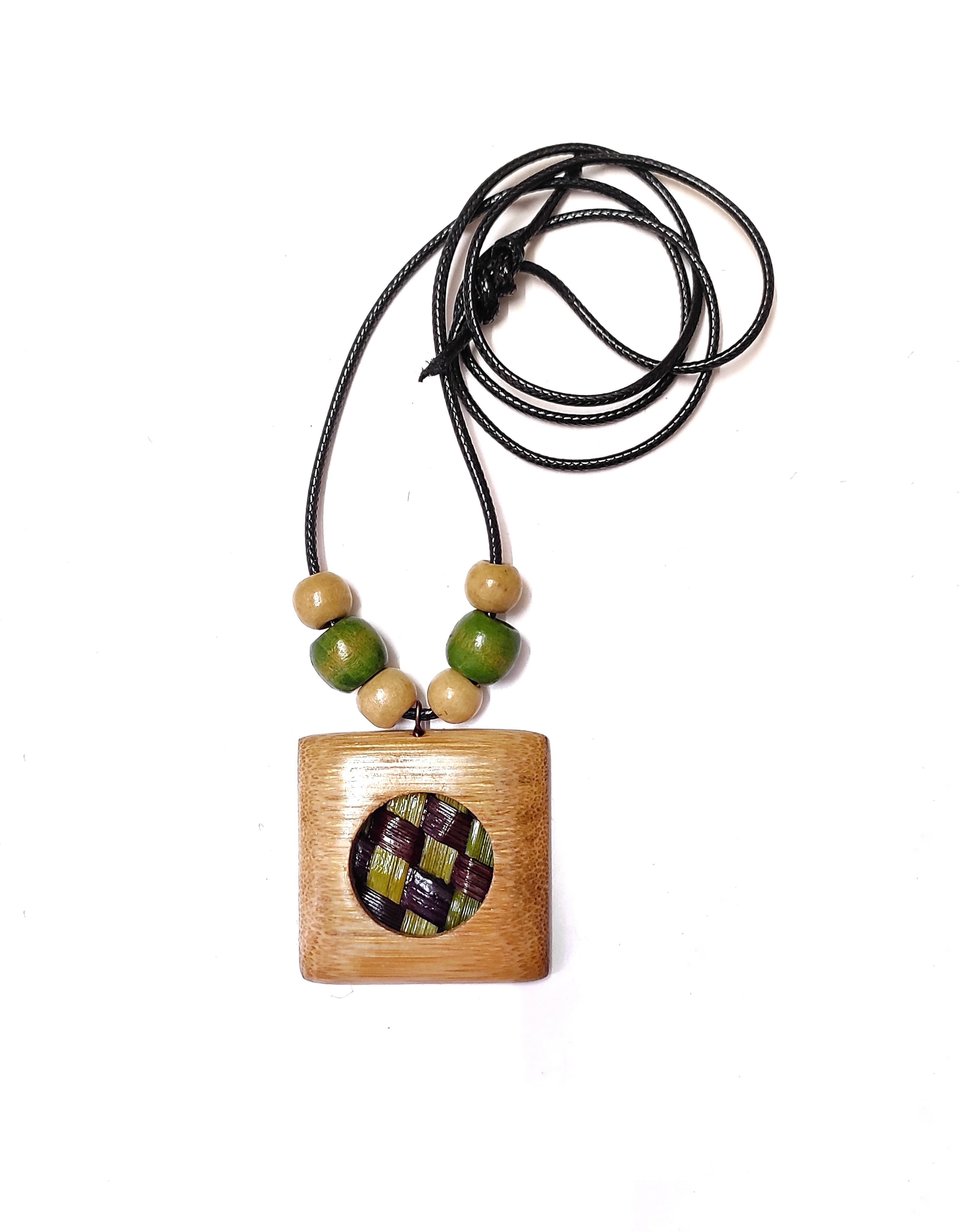 Bamboo Neckpiece