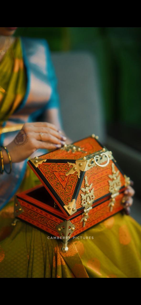 Handprinted Nettur Box